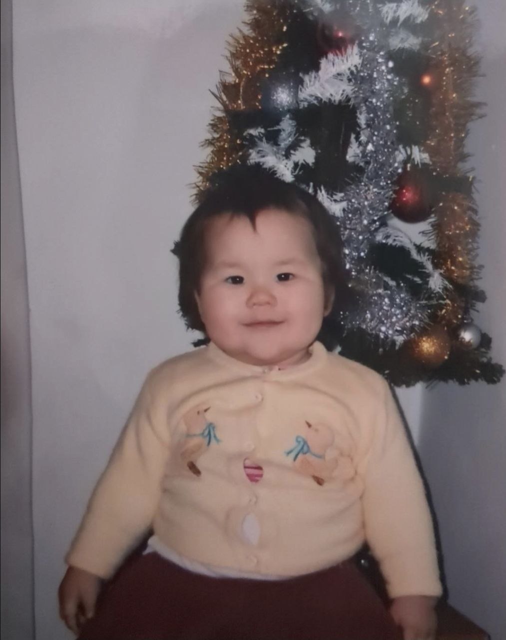 Senior childhood photo